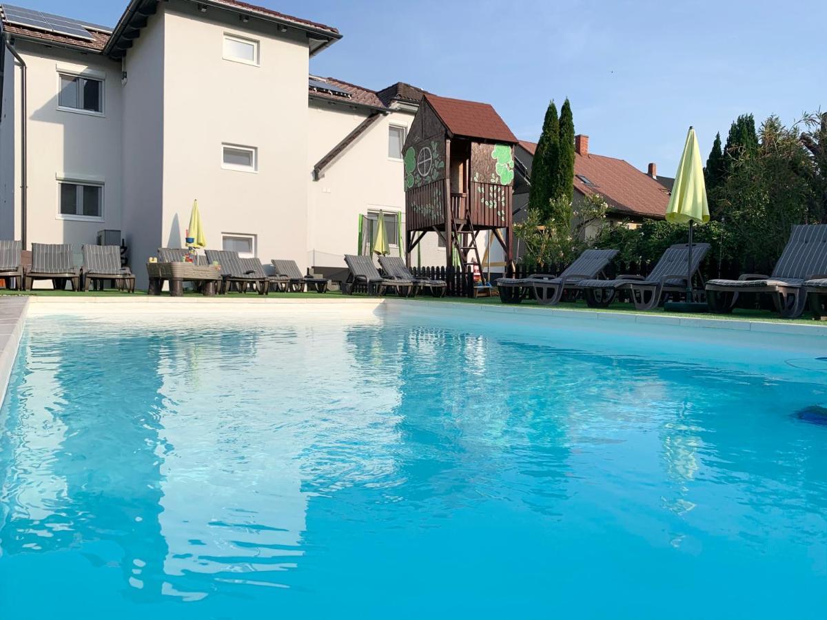 Apartamento Mese Panzió Zalakaros Exterior foto